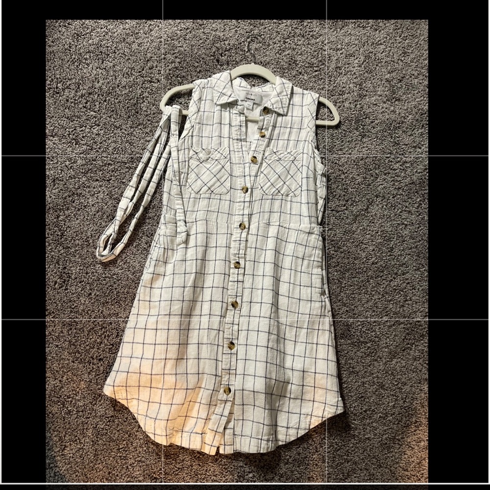 I am selling it because it is too small for me